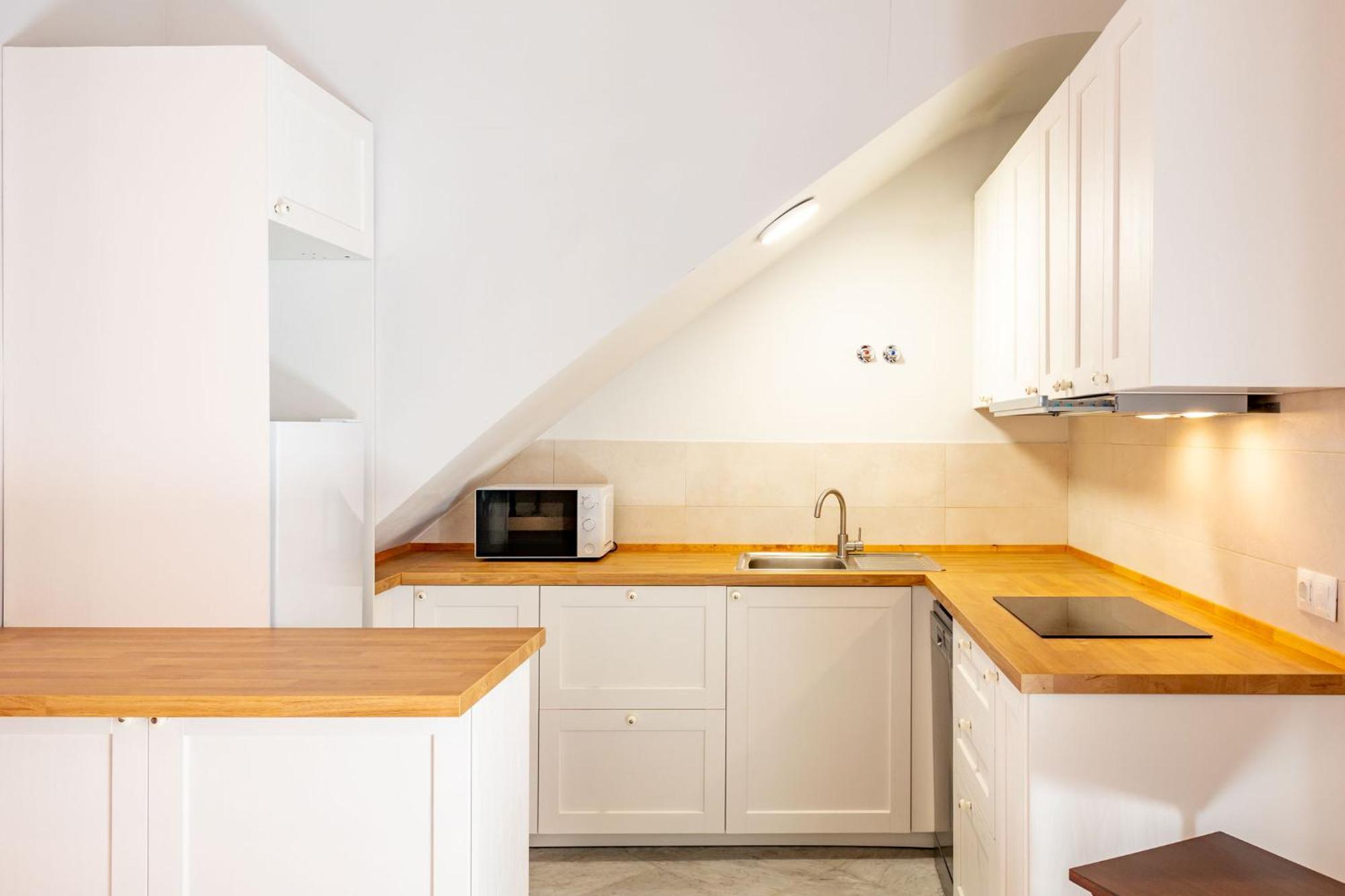 Villa Romana Kindly Apartment Севилья Экстерьер фото