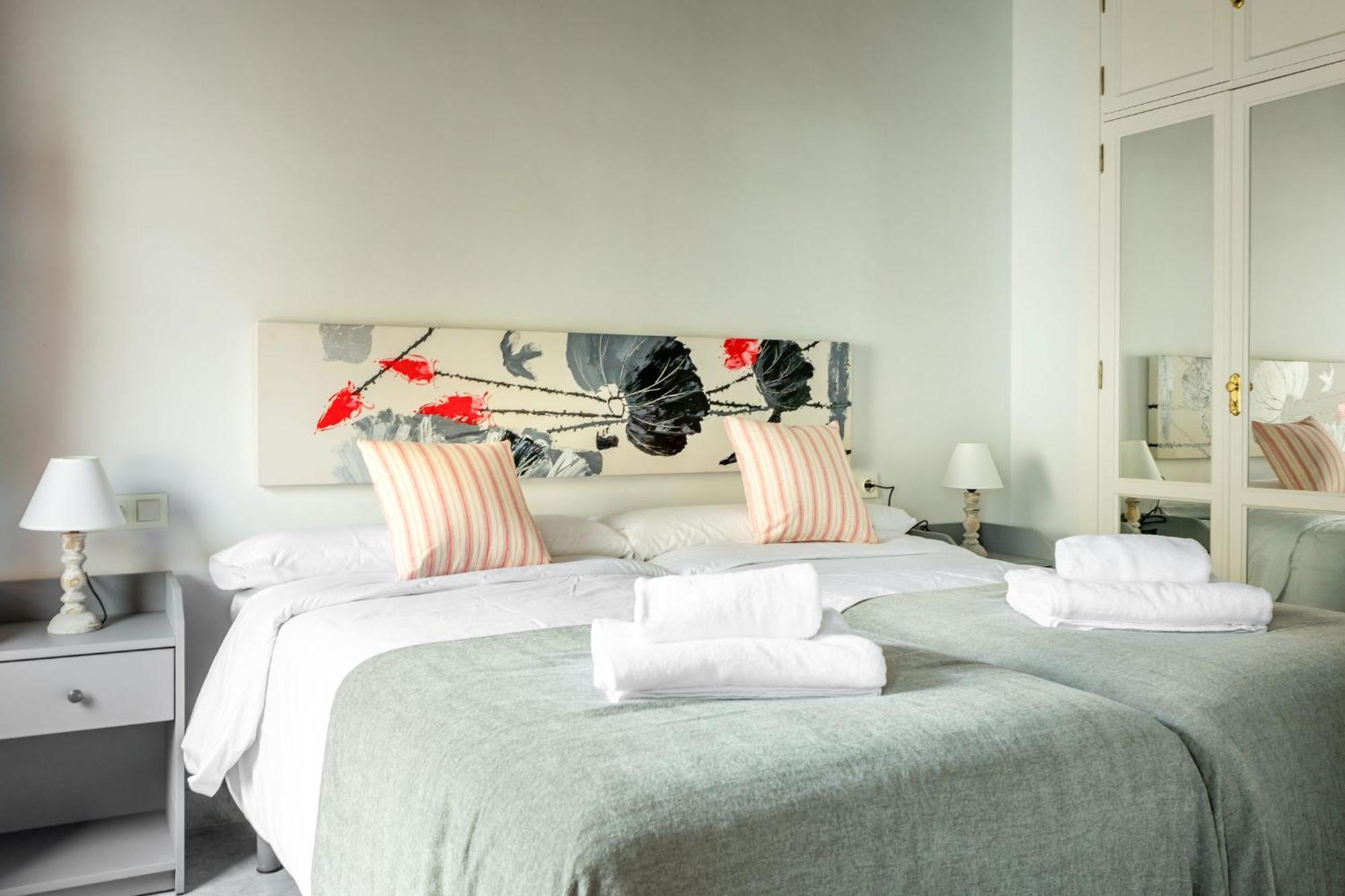 Villa Romana Kindly Apartment Севилья Экстерьер фото