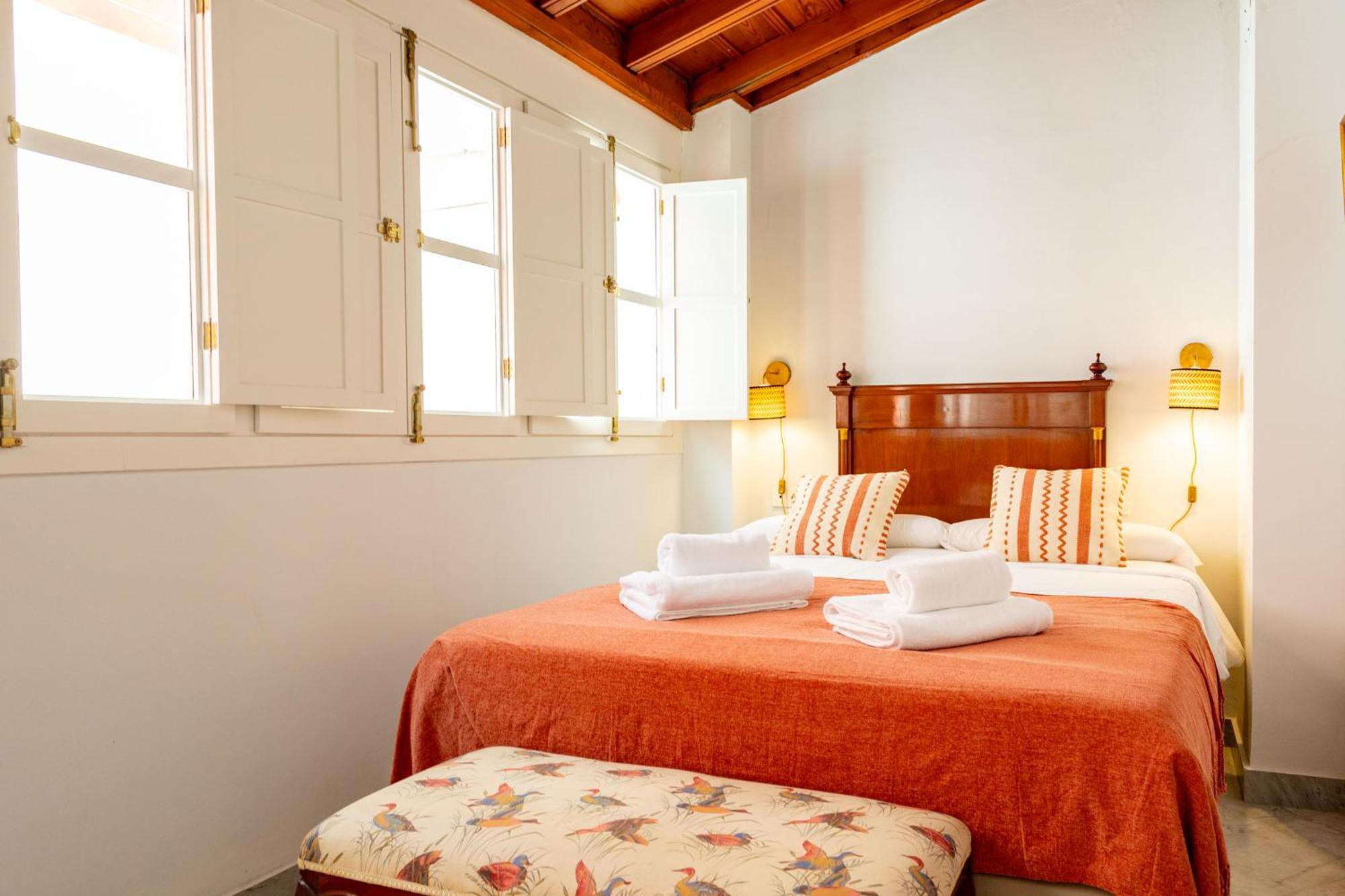 Villa Romana Kindly Apartment Севилья Экстерьер фото